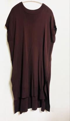 レリアン leilian ダークブラウン 無地 スリット入りロングTシャツのサムネイル