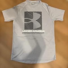 Under Armour 半袖Tシャツ グレー SMサイズのサムネイル