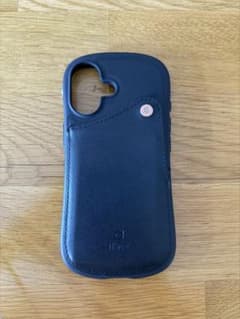 iFace iPhone16用ケース ブラック（41-984956）のサムネイル
