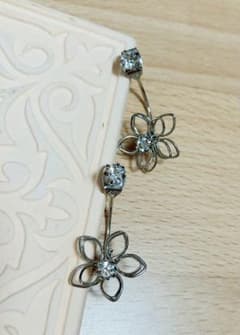 お花のバックキャッチピアス 2wayのサムネイル