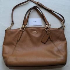 COACH コーチ バッグ　2WAY　ストラップ付き　斜めがけのサムネイル