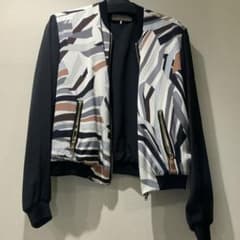 EMILIO PUCCI ボンバージャケット 総柄 美品 - メルカリ