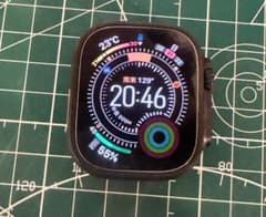 Apple Watch Ultra 2 49mm ブラックチタニウムケースのサムネイル