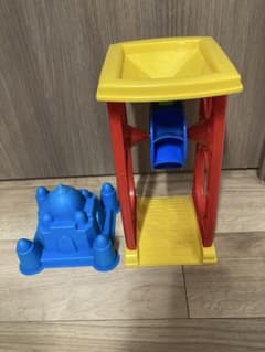 【ぴこ様専用】砂場おもちゃセット サンドミル お城〈通常配送〉のサムネイル