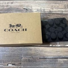 Coach ブラック 二つ折り財布のサムネイル