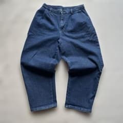 無印良品　タック入り デニムパンツ インディゴブルー Lサイズのサムネイル