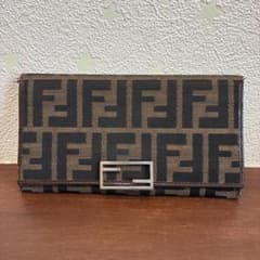 FENDI ズッカ柄 長財布