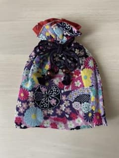 ちりめん巾着(花柄)のサムネイル