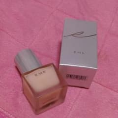 RMK☆メイクアップベースうる艶肌保湿☆美品ほぼ未使用☆綾瀬はるか肌に☆のサムネイル