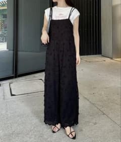 新品 タグ付き mystic シャイニーフラワーサロペット ブラック - メルカリ