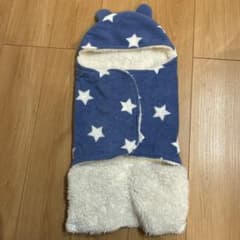 フリース ベビーおくるみ 青い星模様のサムネイル