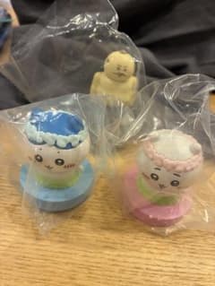 n*i様 ちいかわ ふりふりヘッドフィギュア 3個セットのサムネイル