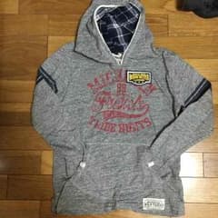 値下げします‼️美品 150㎝ 薄手パーカー❤️のサムネイル