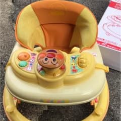 アンパンマン歩行器のサムネイル