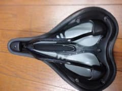 TlOGA サドルのサムネイル