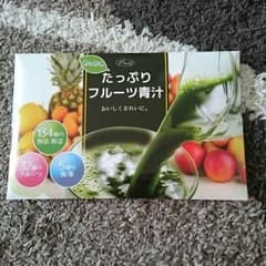 たっぷりフルーツ青汁のサムネイル