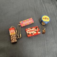 お菓子ガチャのサムネイル
