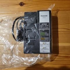 パナソニック　電動工具　急速充電器　EZ0L81　新品のサムネイル