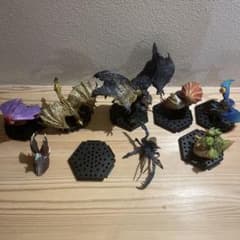 モンスターハンターフィギュア 8体セット まとめ売りのサムネイル
