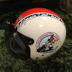 ウッドペッカー ヘルメットのサムネイル