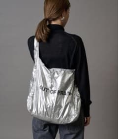新品 FRAMeWORK【OUT OF FRAMe】SMILE ECO BAGのサムネイル