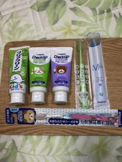 子ども用 歯みがき粉3本＋歯ブラシ3本セット キッズのサムネイル