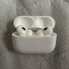 AirPods Pro 第2世代 ホワイト 本体 充電ケース付き　即購入お断り AirPods Pro 第2世代 ホワイト 本体 充電ケース付き 即購入お断り