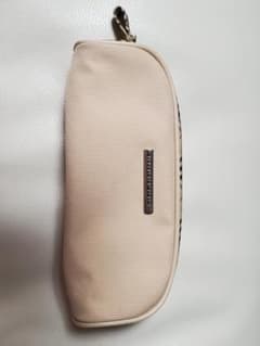 BURBERRYペンケースのサムネイル