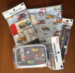 新品、未開封　ミキハウス　ランチボックスセット4点まとめ売りのサムネイル