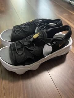 【あや様専用】NIKE エア マックス KOKO サンダル 25㎝のサムネイル