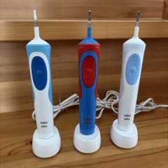 Oral-B BRAUN 電動歯ブラシ 本体 3本セットのサムネイル