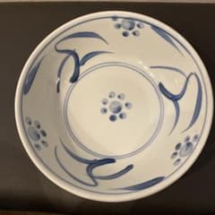 砥部焼梅山窯　鉢のサムネイル