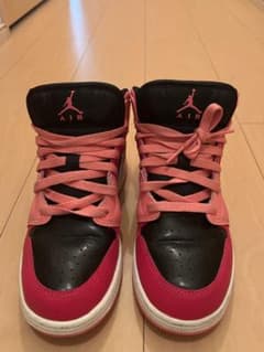 NIKE AIR JORDAN ミッドカット ピンク ブラックのサムネイル