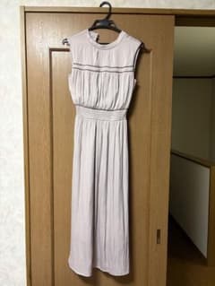 NATURAL BEAUTY BASIC ノースリーブワンピース Sのサムネイル