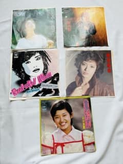 山口百恵 LPレコード4アルバムセット 山口百恵 レコード 10枚セット 特典付き LP4枚 SP6枚 ベストアルバム