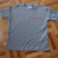 アーバンリサーチ　Champion Tシャツ 105cm グレーのサムネイル