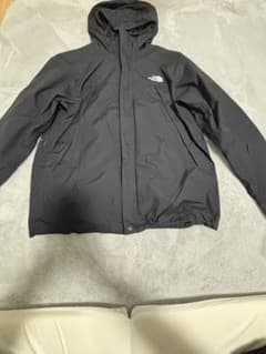 THE NORTH FACE ブラック シェルジャケットLのサムネイル