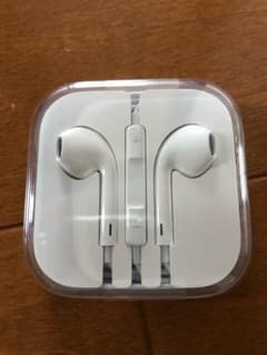 iPhoneの純正イヤホンのサムネイル