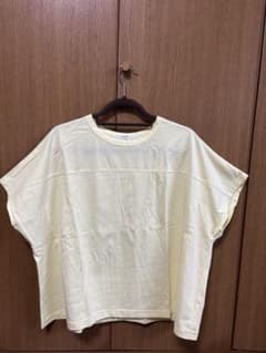 オーバーサイズTシャツのサムネイル
