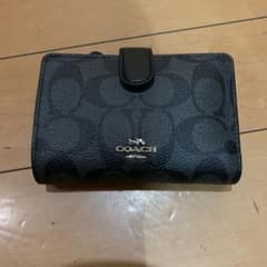 ☪️COACH コーチ 二つ折り財布☪️のサムネイル