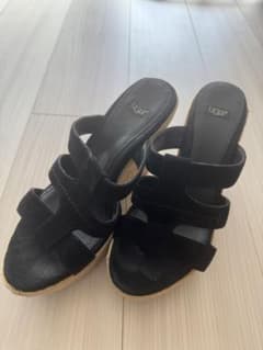 UGG ウェッジソール サンダル ブラック 23.5cmのサムネイル