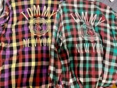 Tommy チェックシャツ　２着セットのサムネイル