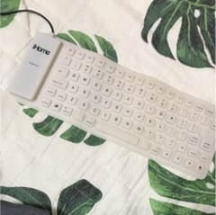 丸められるキーボードのサムネイル