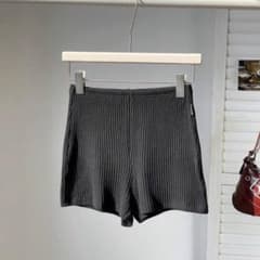 ショートパンツのサムネイル