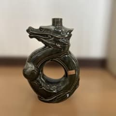 サントリー オールドウィスキー干支ボトル　辰歳 龍1988のサムネイル