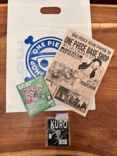 新品未開封】ワンピースベースショップくじ アクリルブロックチャーム