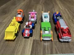 パウパトロール　ミニカー8台セットのサムネイル