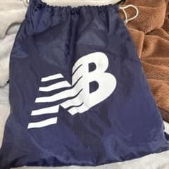 New Balance ドローストリングバッグ ネイビーのサムネイル