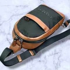 【美品】COACH エリアス ベルトバッグ デニム ネイビー COACH（コーチ） 国内発送 バッグ メンズ ボディバッグ シグネチャー