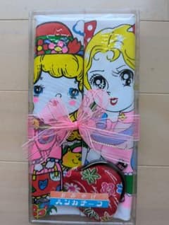 昭和レトロ キャラクターハンカチ2枚と小銭入れセット 当時もののサムネイル